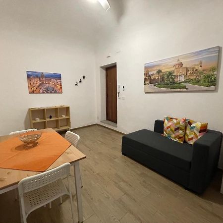 פלרמו Le Colonne Del Massimo Apartment מראה חיצוני תמונה