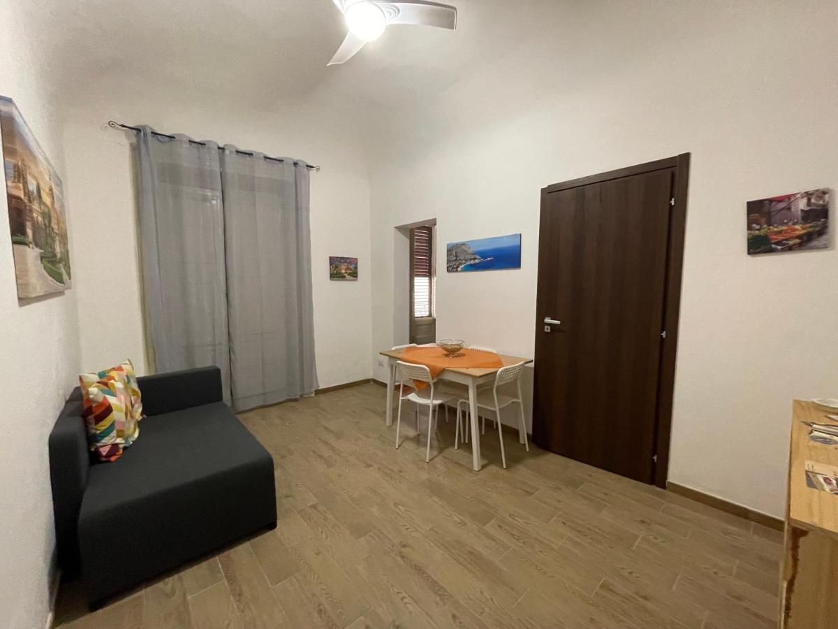 פלרמו Le Colonne Del Massimo Apartment מראה חיצוני תמונה